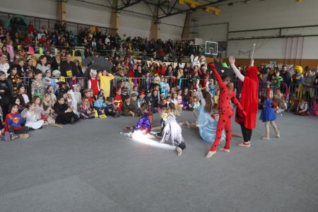 OTROŠKA MAŠKARADA 05 FOTO LJUBO VUKELIČ